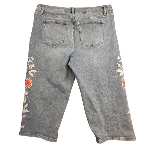 Lane Bryant Women's Capri Embroidered Jeans Size 20 - Picture 7 of 9